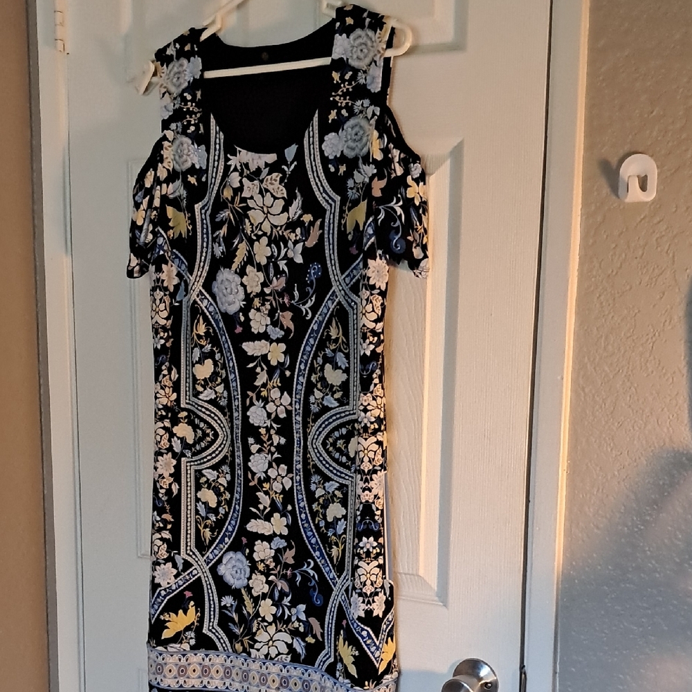 Floral Cold Shoulder Dress - Black and White
